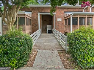 309 Quail Run, Roswell, GA 30076