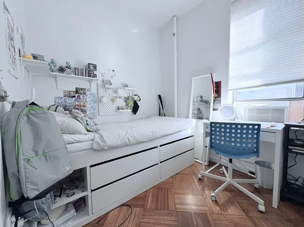 624 11th Street image 7 of 8