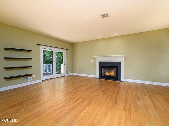 4th image of 20 Mountain Street