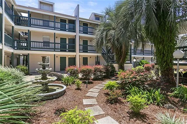 1 bed, 1.0 bath, 542 sqft, $1,100 — Photo 3