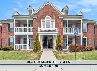 1041 E Summerfield Gln, Ann Arbor, MI 48103