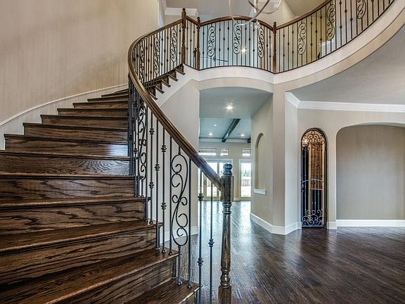 3rd image of 313 Woodsong Way