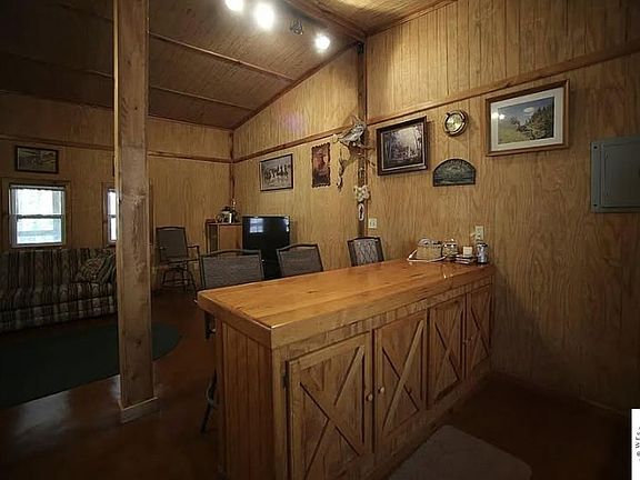 3rd image of 30394 Beaver Bend Dr
