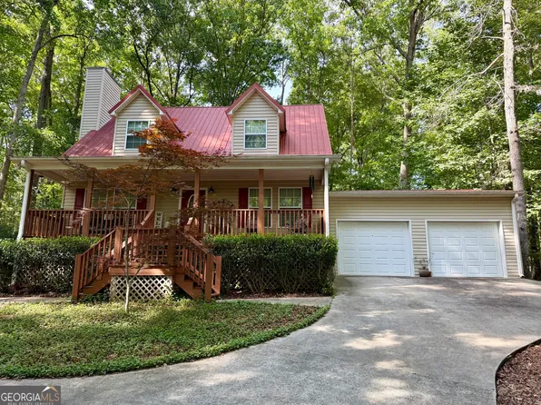 70 Park St, Lavonia, GA 30553
