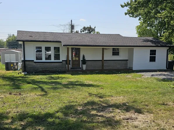212 Donoho Ave, Lafayette, TN 37083