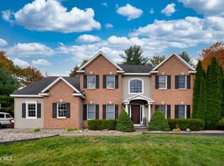 2027 Dobie Lane, Schenectady, NY 12303