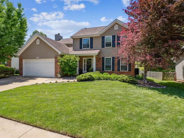 16138 Port Of Nantucket Dr, Grover, MO 63040