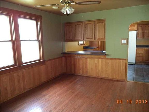 3rd image of 2112 Keystone Ave