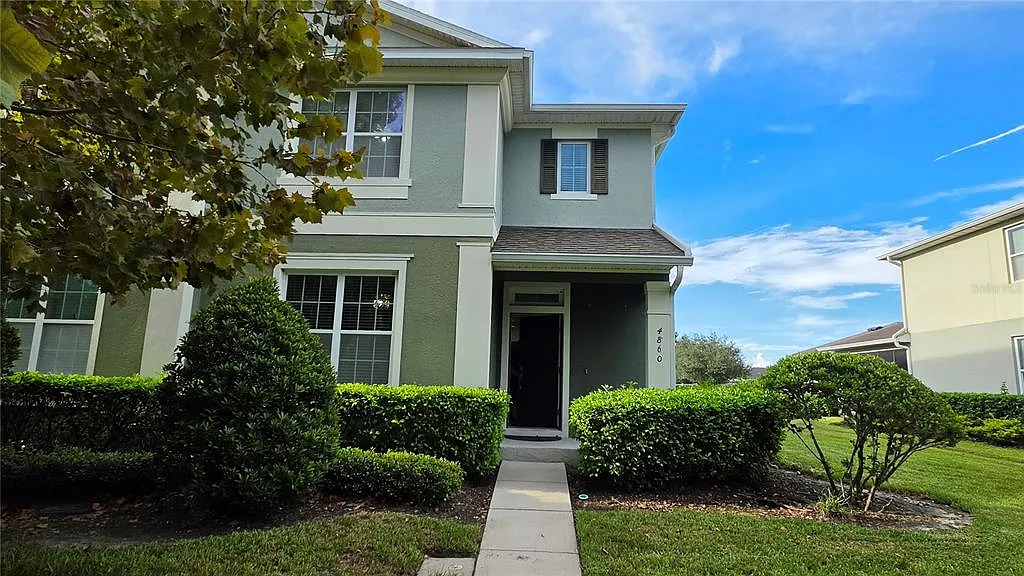 4 bed, 2.5 bath, 2070 sqft, $2,400 — Photo 1