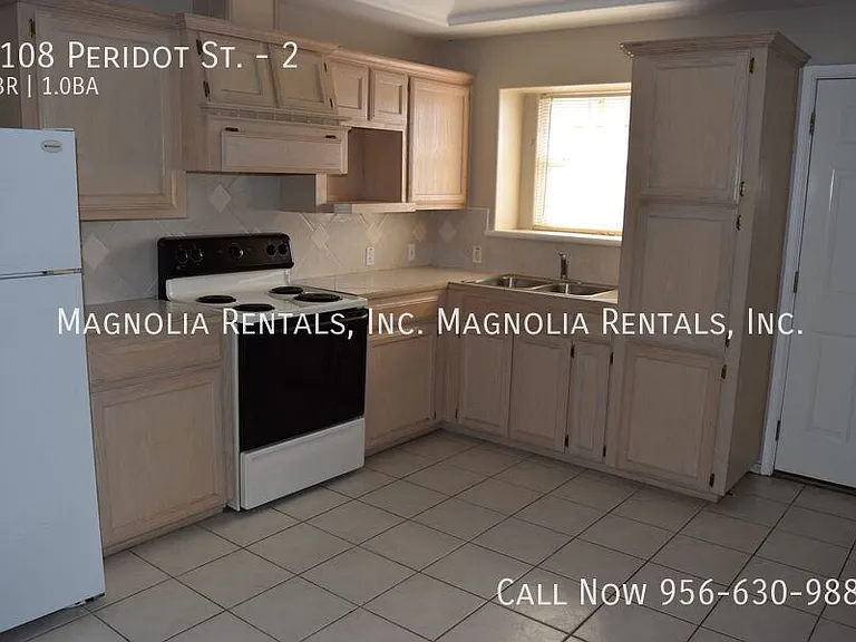 2108 Peridot St #2 — Photo 3