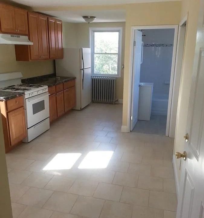 2nd image of 2236 Frankford Ave #38-3A