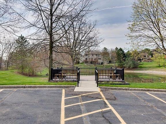 3rd image of 2125 Nature Cove Ct APT 305