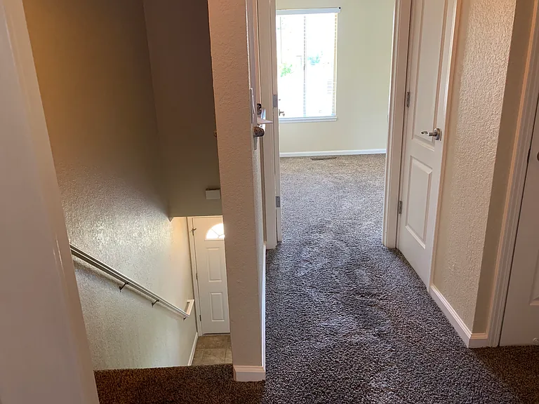 1177 Norwegian Ave — Photo 6