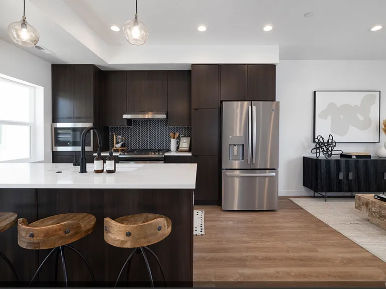 1660 S Major St #6 — Photo 1