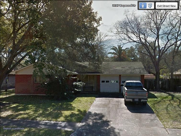 1st image of 2016 Baywood Dr