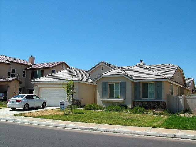 Exterior of Lovely Pulte Home