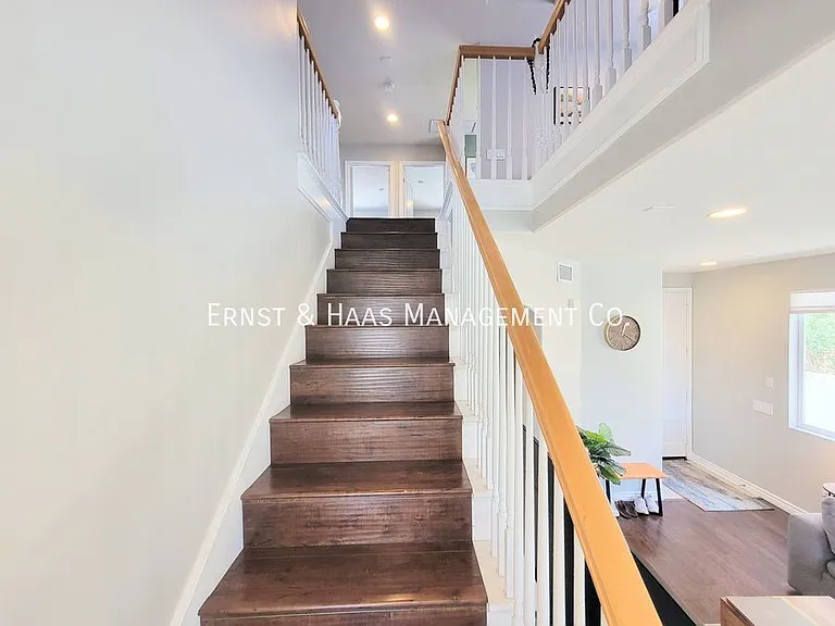 15616 Firmona Ave — Photo 16