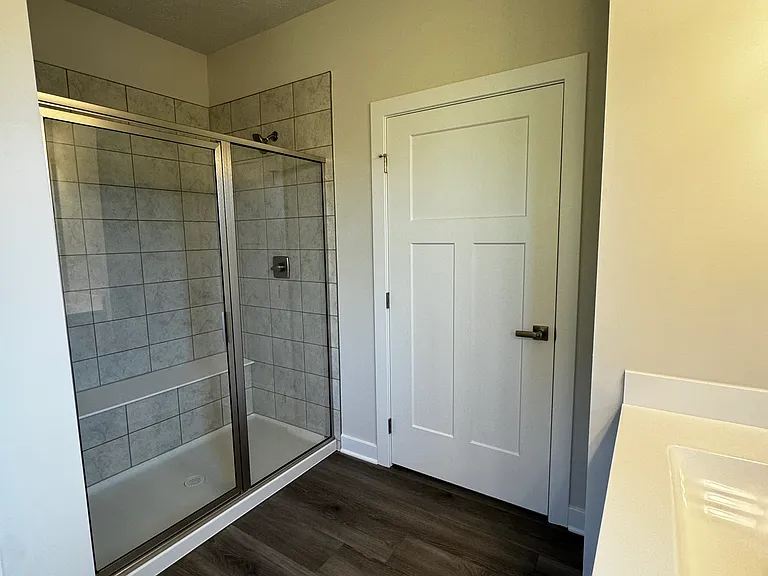 2011 Creswell Dr — Photo 20