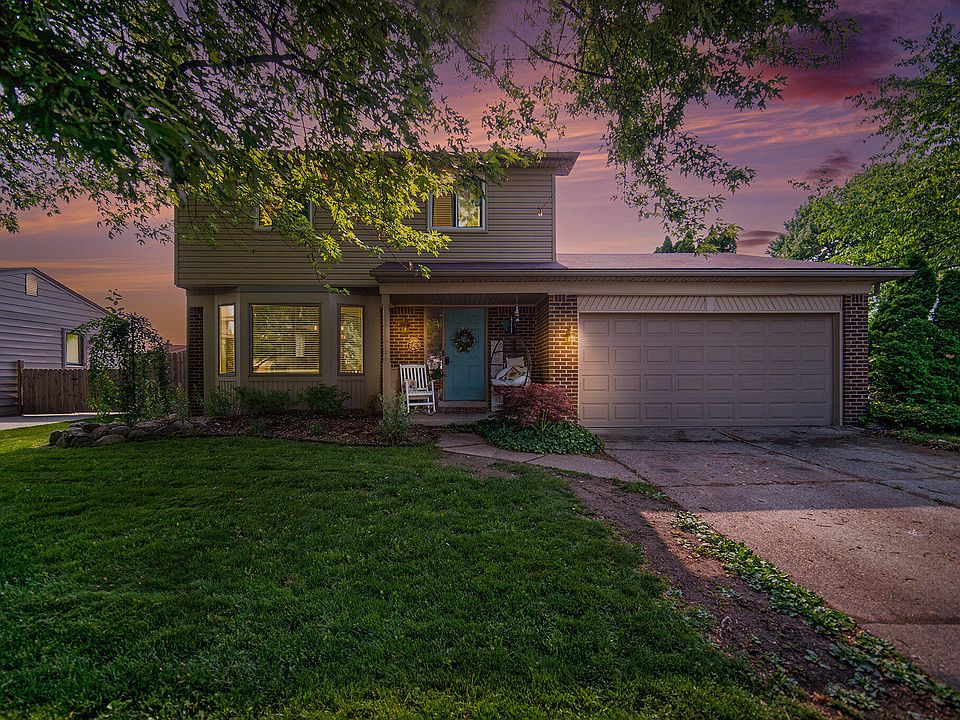 1st image of 41182 Oak Hill Dr