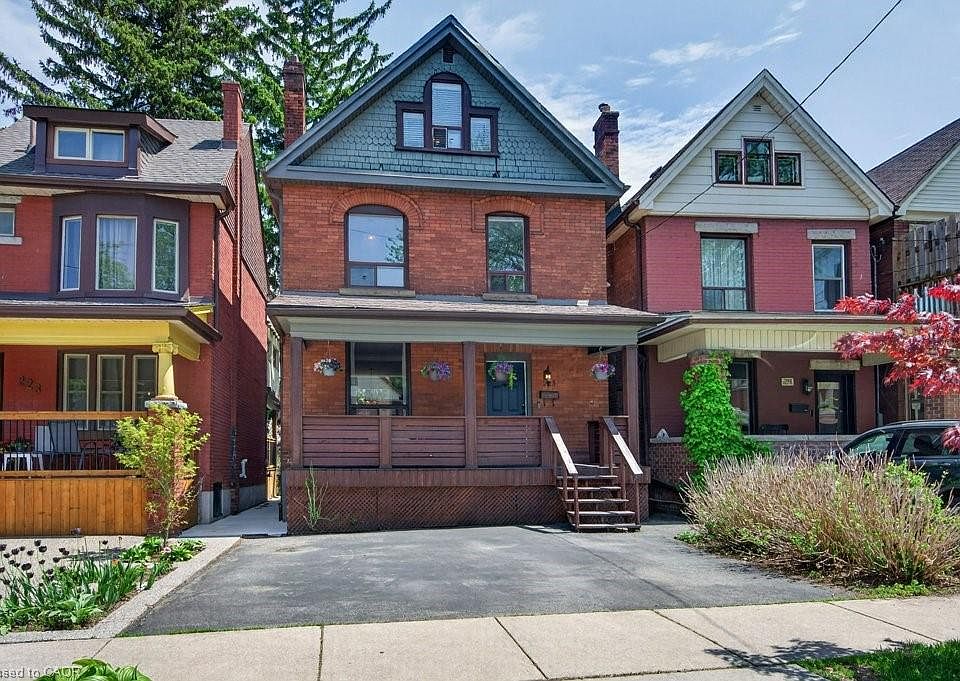 1st image of 225 Prospect St S