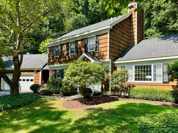 132 South Kent Road, Kent, CT 06785