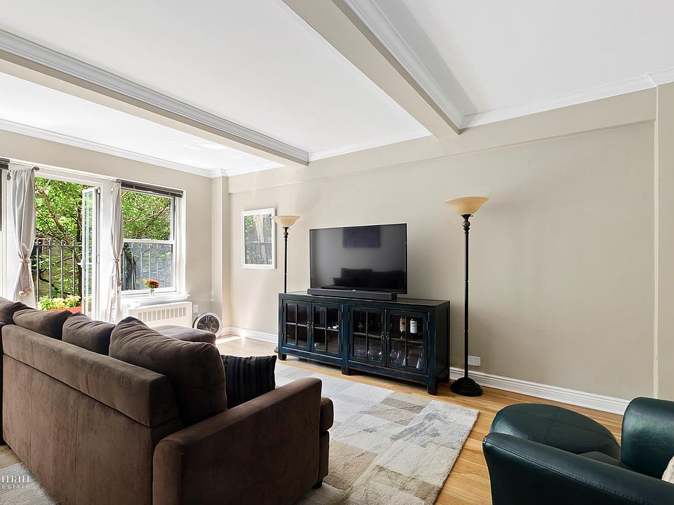 1st image of 400 E 52nd St APT 7-G