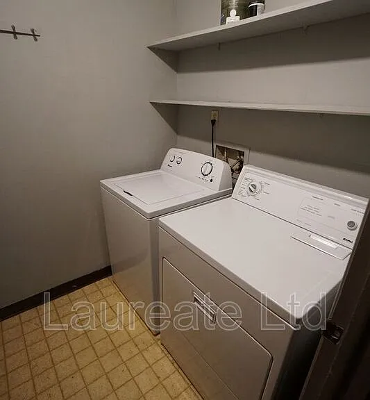 4896 S Dudley St #4-6 — Photo 16