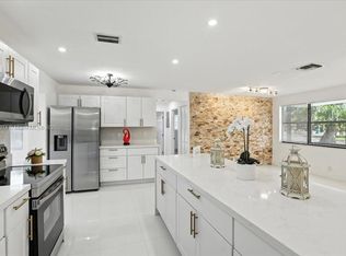 9207 SW 49th Pl, Fort Lauderdale, FL 33328