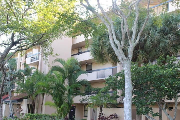 1st image of 450 Egret Cir APT 9309