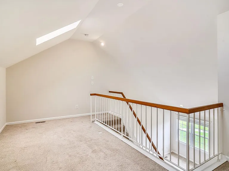 8830 Thomas Lea Ter — Photo 25