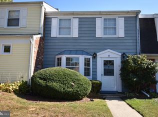 10 Farragut Ct, Willingboro, NJ 08046