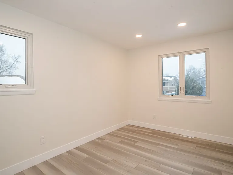 2308 S Lima St — Photo 12