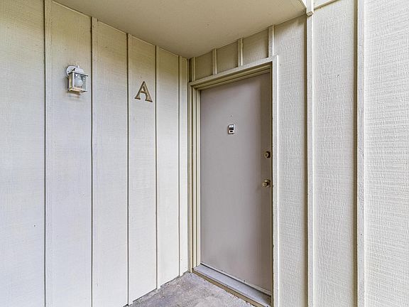 2nd image of 5024 S 58th St APT A