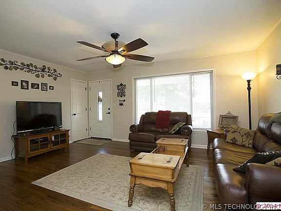 2nd image of 427 S 74th East Ave