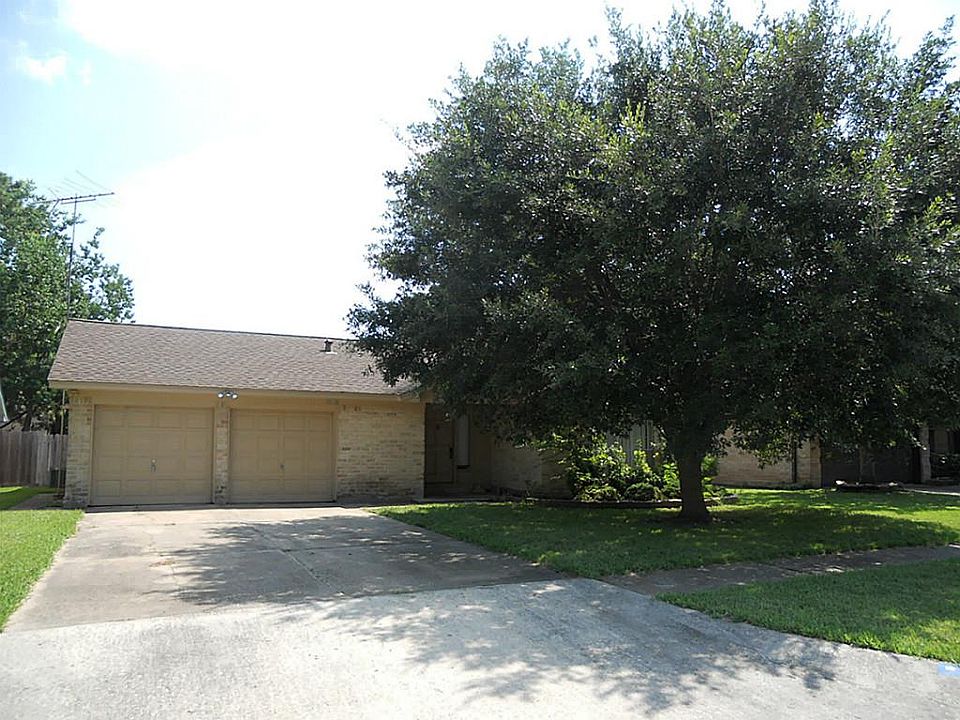 1st image of 16318 Green Shade Dr