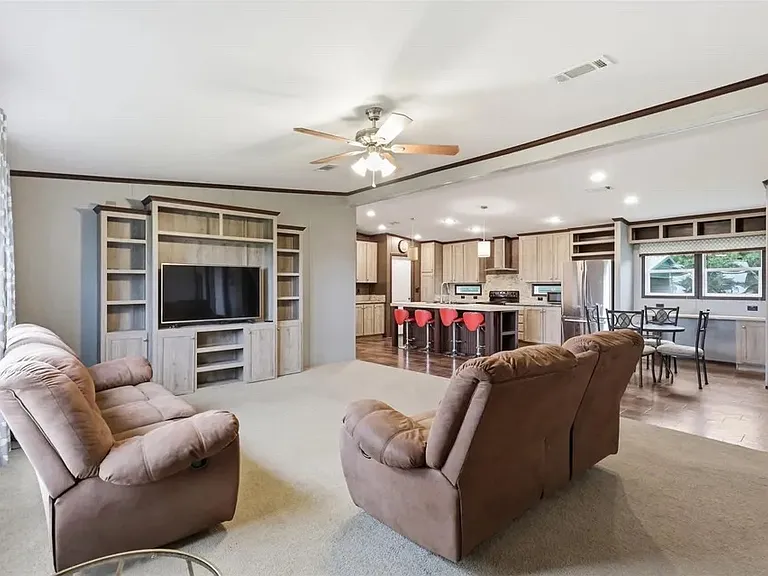 4196 Longneck Rd — Photo 15