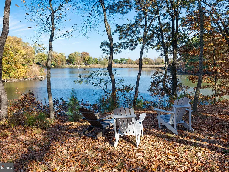 2620 Love Point Rd — Photo 14
