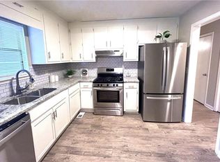 4201 Woodcrest Dr, Powder Springs, GA 30127