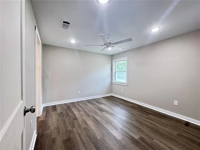307 S Linden St — Photo 15