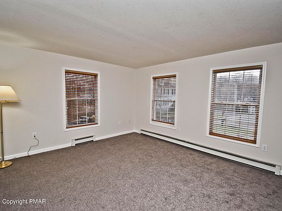 3rd image of 111 Papillion Ct