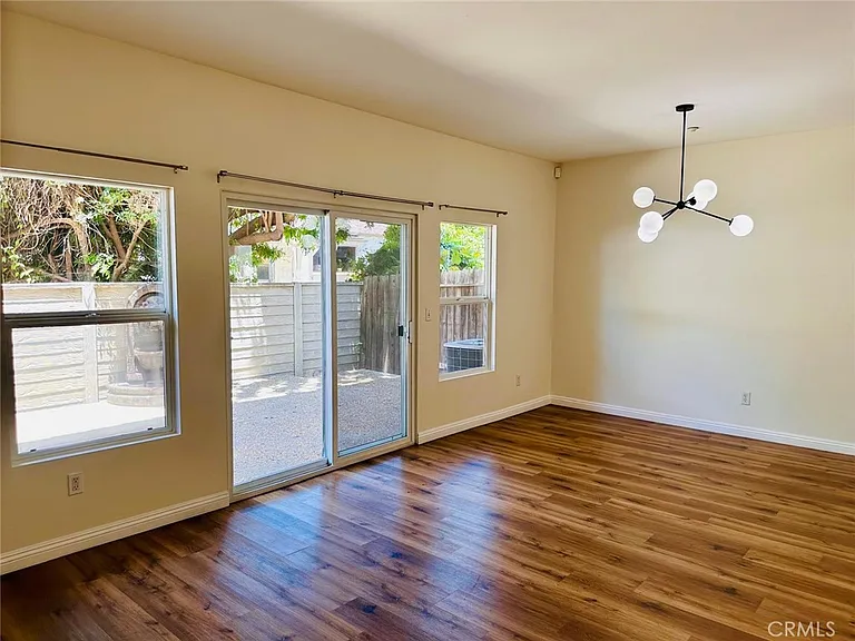 9315 Burnet Ave #113 — Photo 2