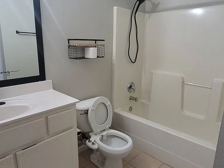 1672 Corey Wood Cir — Photo 14