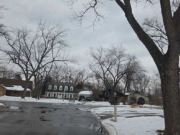 5th image of 1766 Marion Ct