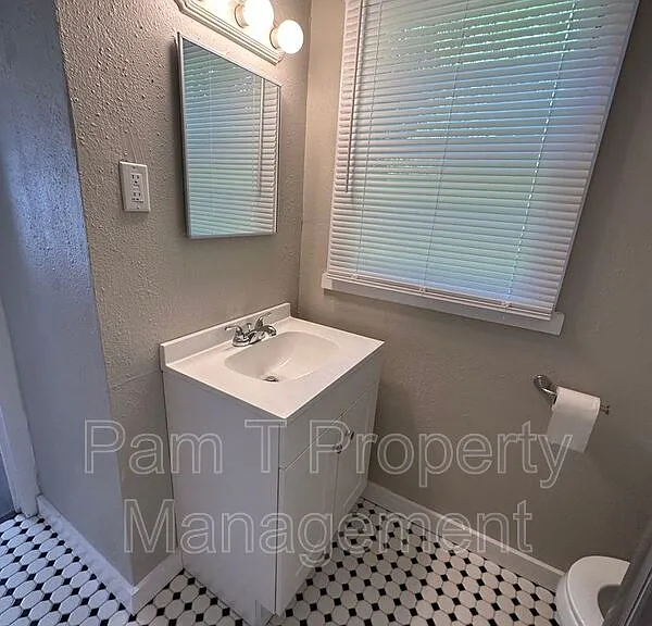 9159 Ferguson Ave — Photo 12