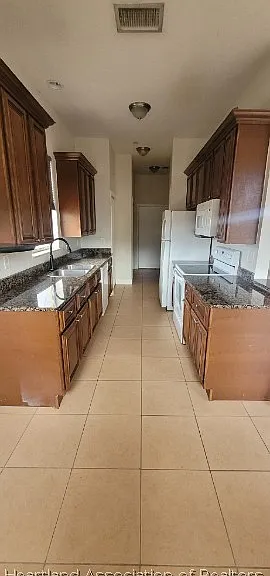 7221 Golf Club Dr — Photo 9