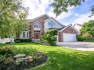 3736 Sunburst Ln, Naperville, IL 60564