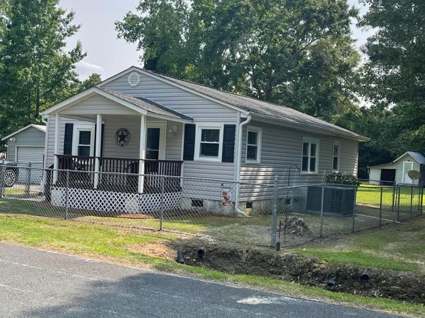 40 Bait Rd, Dunn, NC 28334