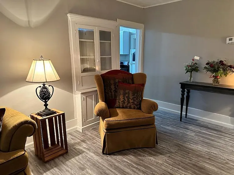 1241 Cedar St #2 — Photo 4