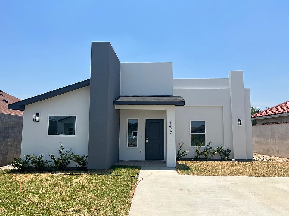 1st image of 1427 Franc Cigarroa Dr