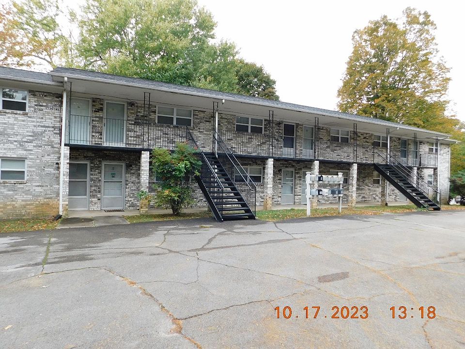 1st image of 3216 Garden Dr #3216-08